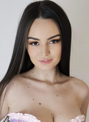 Earls Court 200-to-300 Natalia london escort