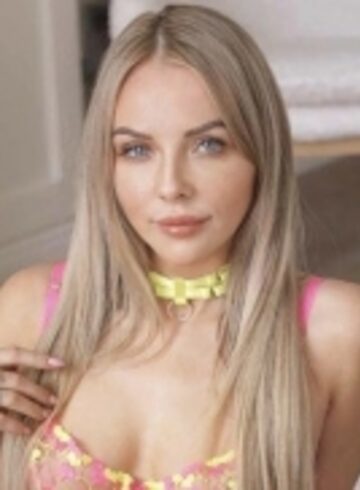 Chelsea 200-to-300 Mariana london escort