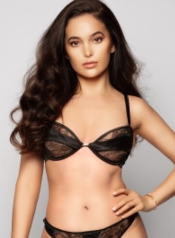 Earls Court massage Sindy london escort