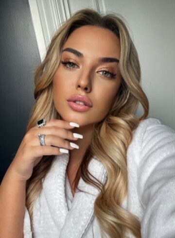 Bayswater blonde Madelyn london escort