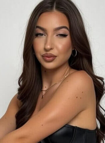 Earls Court massage Kira london escort
