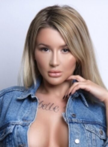 Earls Court party-girl Dior london escort