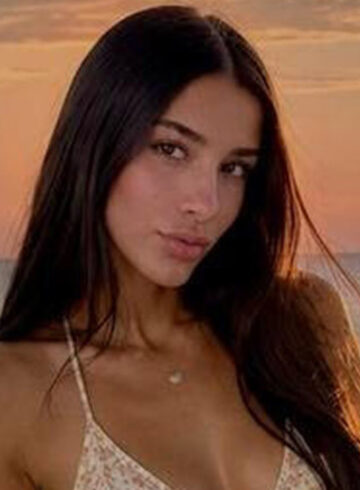 Kensington brunette Baldina london escort