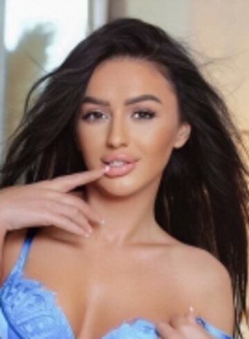 Kensington 200-to-300 Lolita london escort