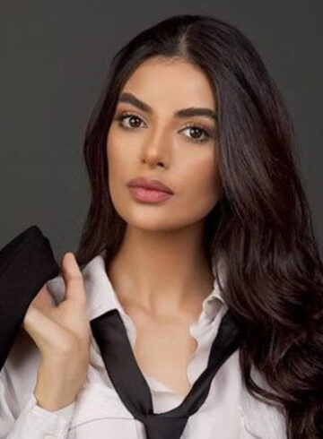 Earls Court brunette Palerma london escort