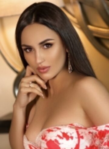Central London busty Tina london escort