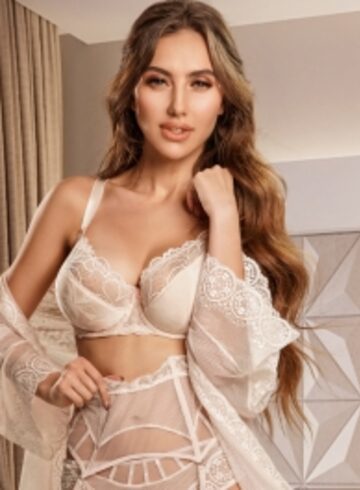 Central London 600-and-over Dakota london escort