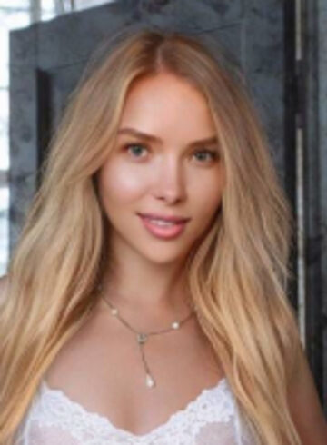 Earls Court 300-to-400 Star london escort