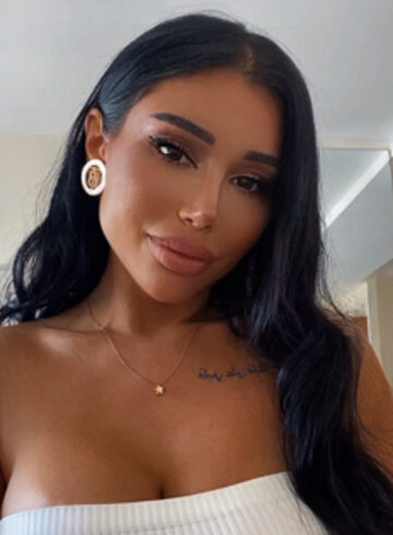 Kensington blonde Leah london escort