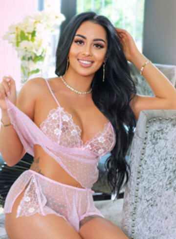 Edgware Road brunette Anais london escort