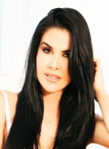 Mayfair pornstar Kim london escort