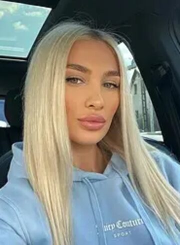 Gloucester Road 200-to-300 Ava london escort