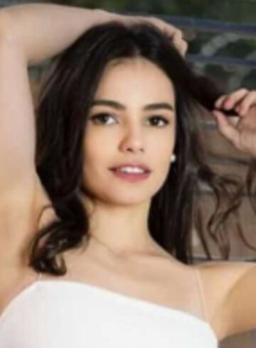 Mayfair brunette Lovy london escort