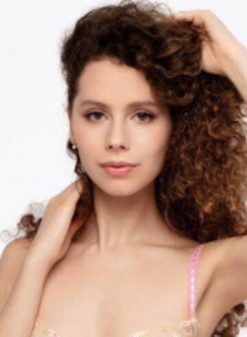 Central London elite Numena london escort