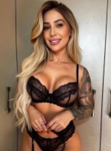 Central London blonde Lula london escort