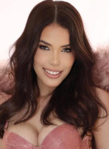 Central London brunette Reprise london escort