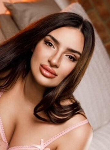 Bayswater brunette AnnMarie london escort