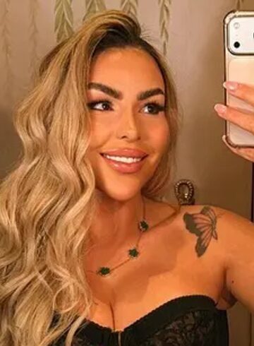 Marylebone petite Larsa london escort