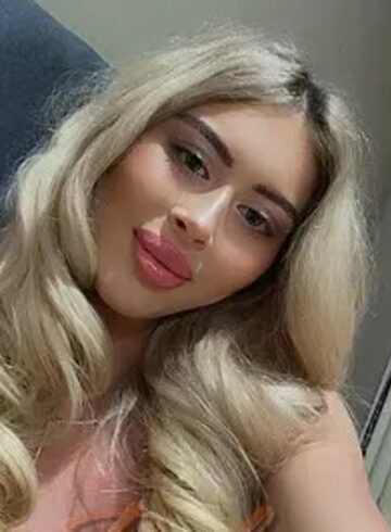 Paddington 200-to-300 Clody london escort
