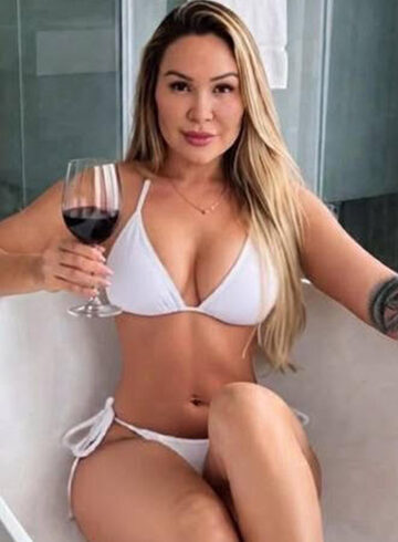 Central London mature Lewis london escort