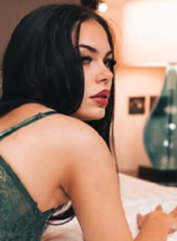 Earls Court 200-to-300 Rose london escort