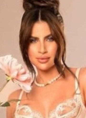 Central London 300-to-400 Rose london escort
