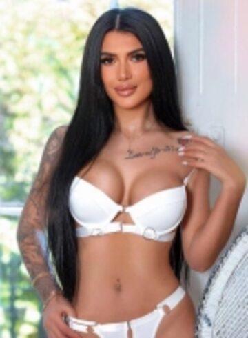 Mayfair 200-to-300 Trixie london escort