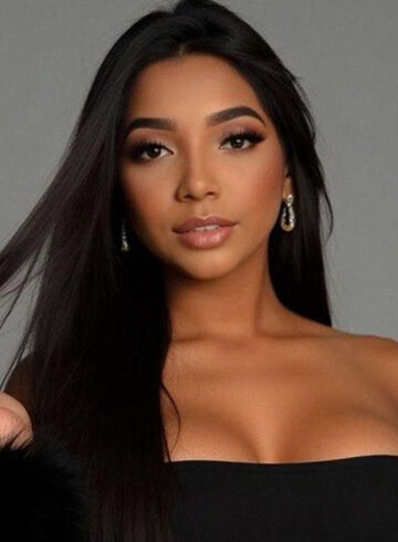 Central London petite Zaura london escort