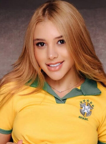 Earls Court blonde Reeve london escort