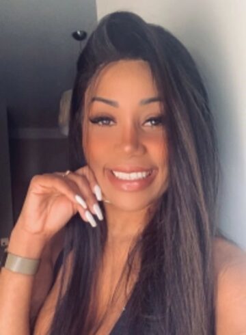 South Kensington brunette Stevie london escort