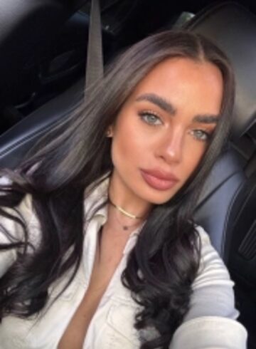 Notting Hill 200-to-300 Blossom london escort