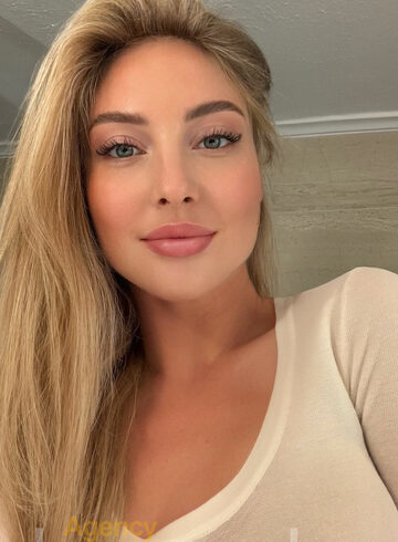 Earls Court 400-to-600 Radomira london escort