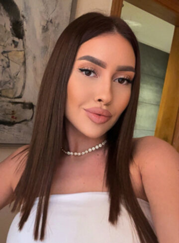 Chelsea 300-to-400 Justine london escort