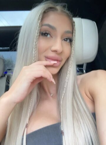 Gloucester Road blonde Amira london escort