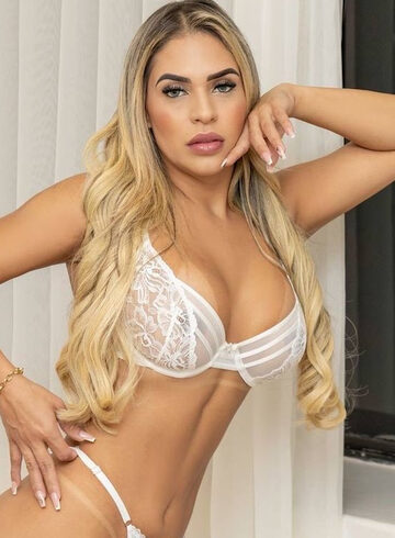 Marble Arch party-girl Bamerta london escort