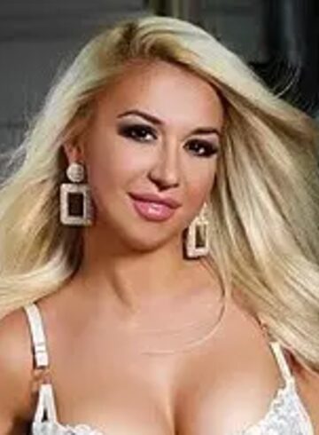 Paddington 200-to-300 Mia london escort