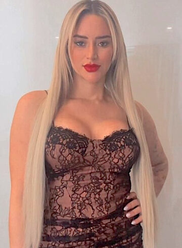 central london petite Saga london escort