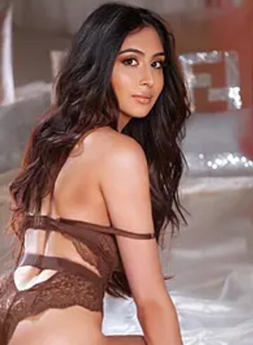Mayfair massage Salma london escort