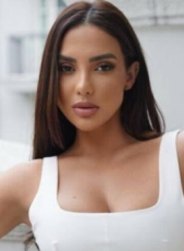 Central London 300-to-400 Denella london escort