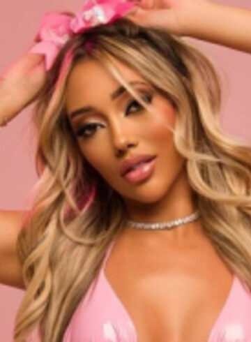 Canary Wharf blonde Fondant london escort
