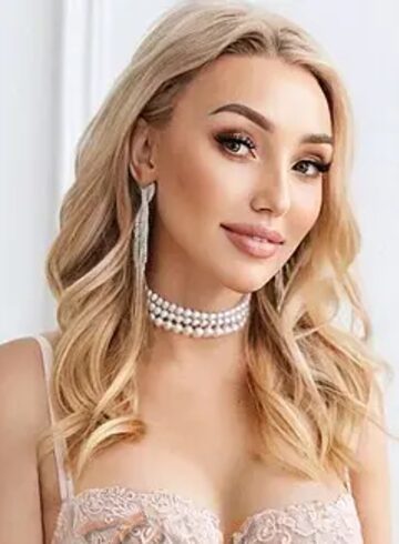 Earls Court a-team Aurora london escort