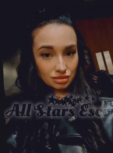 central london brunette Dior london escort