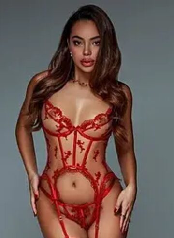 Marylebone elite Claudia london escort