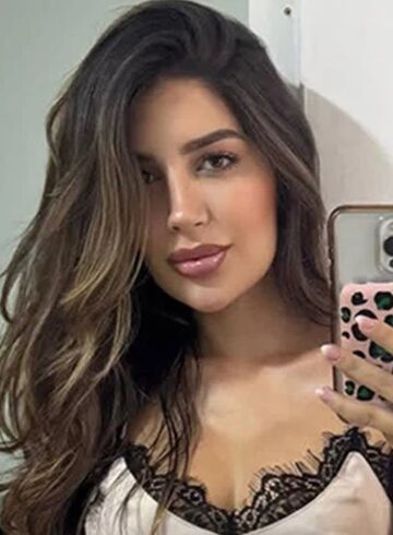South Kensington party-girl Escada london escort