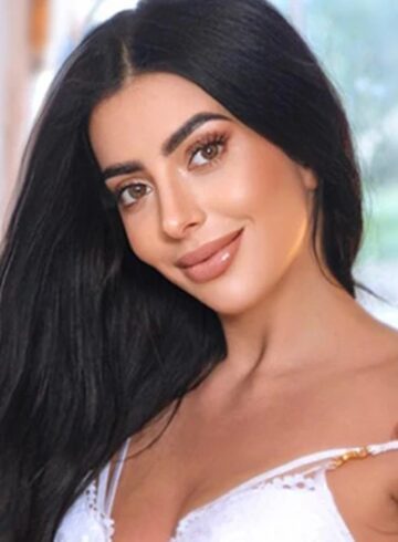 Earls Court massage Amelia london escort