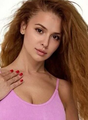Earls Court party-girl Vera london escort