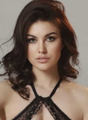 Earls Court 200-to-300 Roxanne london escort