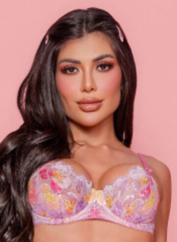 Paddington party-girl Chavela london escort
