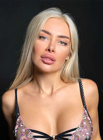 central london blonde Valencia london escort