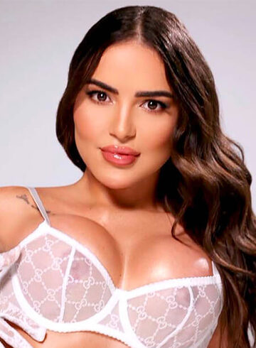 central london petite Babi london escort